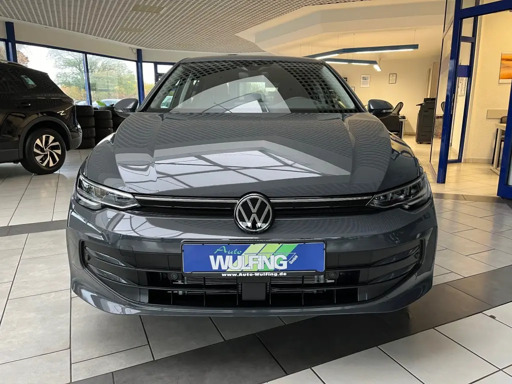 VW Golf bei Auto Wulfing in Berlin